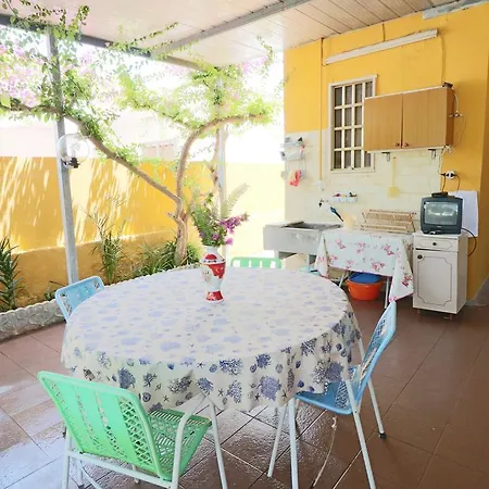 Holiday home Casa Vacanza Sulla Spiaggia Di *